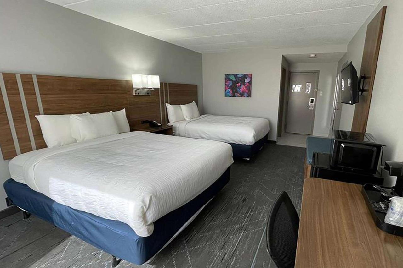 Days Inn & Suites By Wyndham Springfield Oh Buitenkant foto